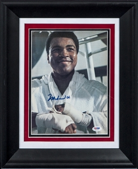 Muhammad Ali Autographed and Framed 8 x 11 Magazine Photo of Ali Smiling (PSA/DNA)